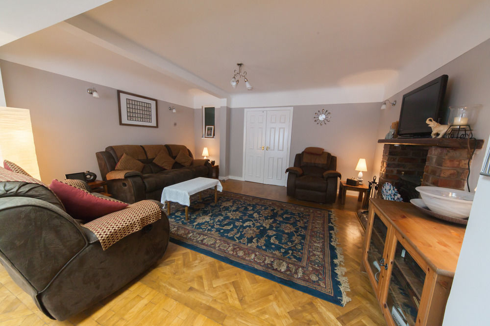 Wyngate Guest House Грейт-Мелс Экстерьер фото